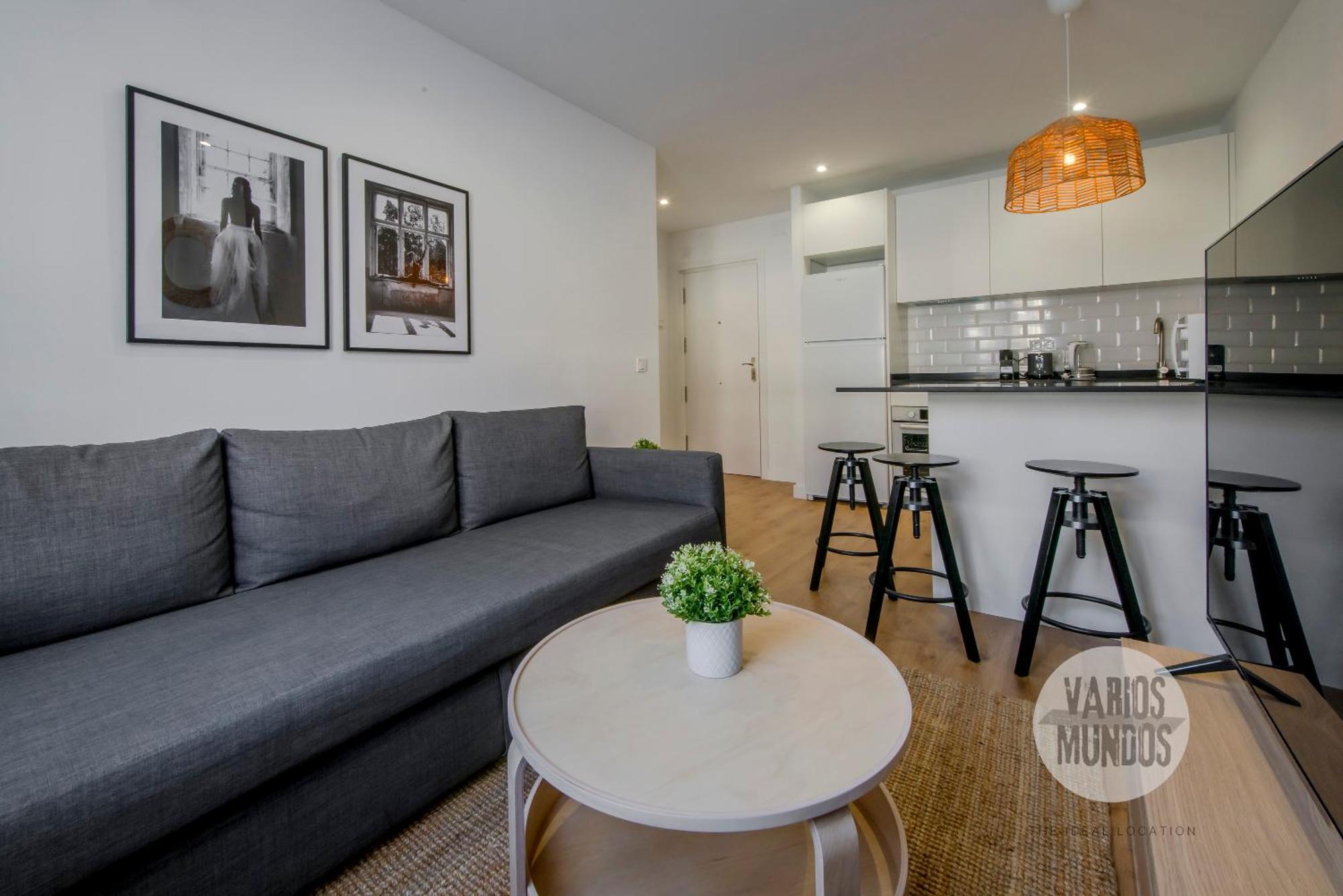 Elegancia Con Parking 4, Vive La Latina * Madrid